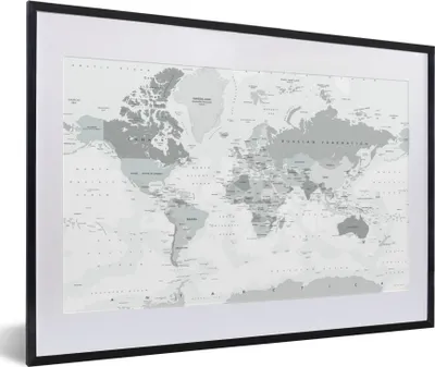Produktbild von MuchoWow® Gerahmtes Poster Weltkarte - Weiß - Grau - Erde 60x40 cm - Poster mit Schwarzem Bilderrahmen Wandposter Rahmen Foto Bilder - Schlafzimmer - Plakat in Rahmen - Drucken
