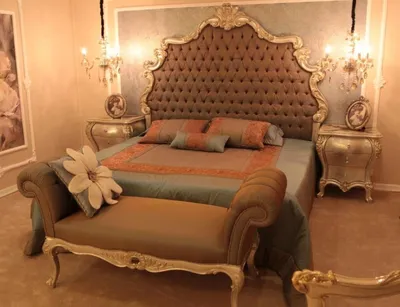 Immagine prodotto di Casa Padrino - Camera da letto barocca marrone / argento / oro - 1 letto matrimoniale con testiera & 2 comodini & 1 panca - Mobili da camera barocchi - Nobile & Magnifico
