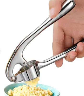 Immagine prodotto di Spremiaglio, per schiacciare l'aglio in modo semplice, con impugnatura ergonomica
