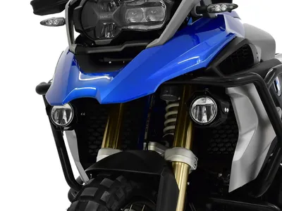 Obrázek produktu pro Sada přídavných LED světlometů včetně upevňovací sady pro mlhová světla (pár) s krytem kompatibilní s BMW R 1200 GS pro použití bez ochranných rámů