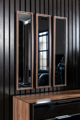 Produktbild von Luxus Spiegel 3er Set Schmale Spiegel mit braunen Rahmen Wandspiegel 3tlg