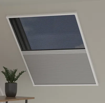 Produktbild von Cocoon Home Dachfenster 80x120 - Grau mit schwarzem Insektenschutz