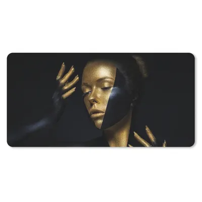 Produktbild von MuchoWow® Schreibtischunterlage Make-up - Kunst - Frau - Luxus - Gold 80x40 cm - XXL Mauspad - Gaming Mauspad