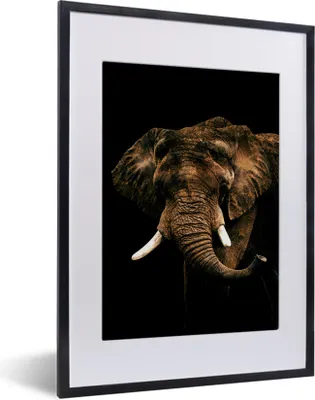 Produktbild von MuchoWow® MuchoWow® Gerahmtes Poster Elefant - Schwarz - Braun 30x40 cm - Poster mit zchwarzem Bilderrahmen - Wandposter Schlafzimmer