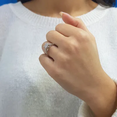 Produktbild von Diamant Solitär Ring mit 1 Carat Effket - 61 (19,40 mm)