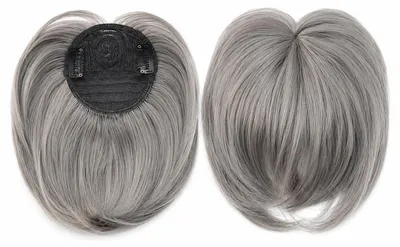 Grauer Haaraufsatz mit Pony, der die Oberseite mit Clips und die Vorderansicht der Haare zeigt