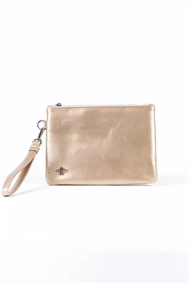 Productafbeelding van Dellel Yaya clutch in bronskleur, gemaakt van veganistisch kunstleer