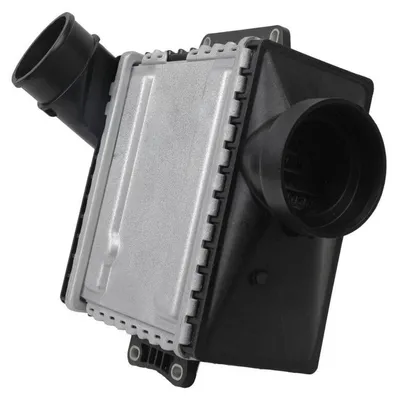 Obrázok produktu pre Chladič plniaceho vzduchu s letovanými rebrami z hliníka, 135 mm – 176 mm, HELLA, napr. pre MB triedy C