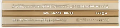 Produktbild von Koh-I-Noor szablon cyfrowo-literowy 2,5mm