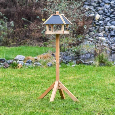Produktbild von CJ Wildlife Vogelhaus mit Ständer - Chevy Futtertisch - Schiefer/Holz ( 100%) - grau - für Gartenvögel - katzensicher, wetterfest