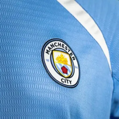 Zdjęcie produktu dla Koszulka Domowa Manchester City 25/26 Męska - Rozmiar XXL - Koszulka Piłkarska dla Dorosłych - Oficjalne Produkty - Niebieska