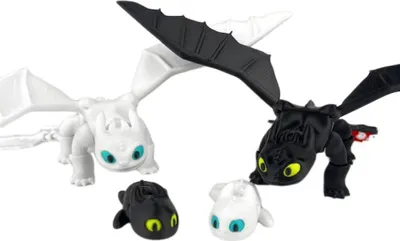 Produktbild von Ohnezahn und Lichtfurie Familien-3D-Figurenset – Drachenzähmen leicht gemacht, 22 cm