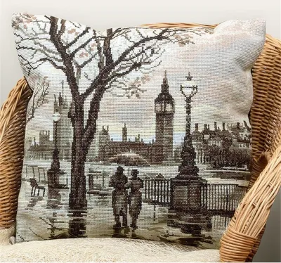 Produktbild von Panna Kreuzstichset Kissen "Londoner Regen" 42x42cm, Zählmuster