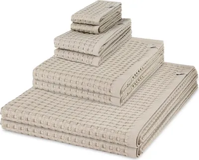 Produktbild von Möve Piquee 2 X Seif- 2 X Gäste- 2 X Dusch- 2 X Handtuch im Set Strukturierte Waffelpiquée-Oberfläche, Extra saugfähig und weich, Mit praktischem Kordelaufhänger 8er Set
