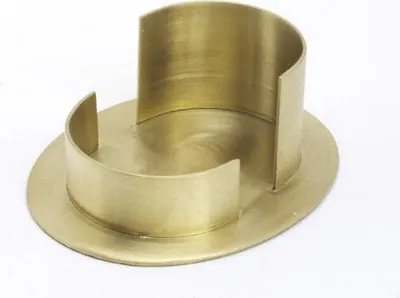 Produktbild von Kerzenhalter Oval aus Messing Gold matt satiniert (Innen 7 x 5 cm) für Ellipsenkerzen, Ovalkerzen