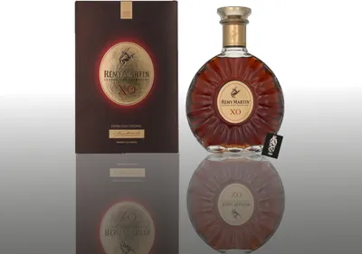 Produktbild von Remy Martin XO 0,7L 40% Vol. Mit Geschenkverpackung - [Enthält Sulfite]