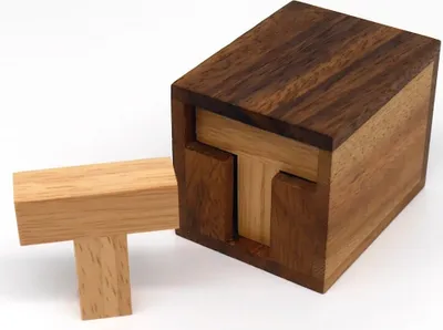 Produktbild von SIX T PUZZLE - tolles Packpuzzle