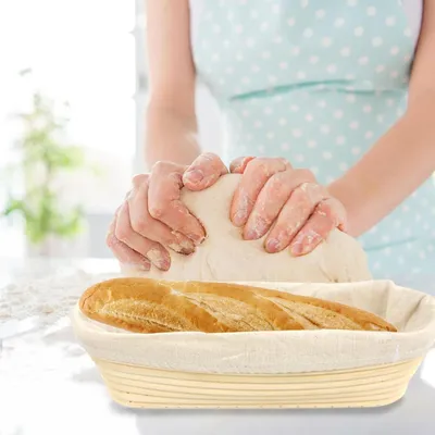 Produktbild von Ovaler Brotkorb aus natürlichem Rattan mit Stofffutter für Baguettes