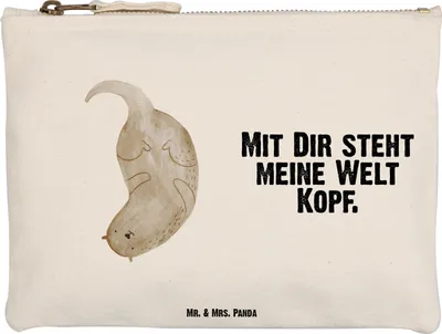 Produktbild von Mr. & Mrs. Panda Make-Up Tasche Otter Kopfüber Größe M - Weiß - Geschenk, pencil case, Liebe, Waschtasche, Niedlich, Federtasche, Schulmäppchen, Liebesgeschenk, Seeotter