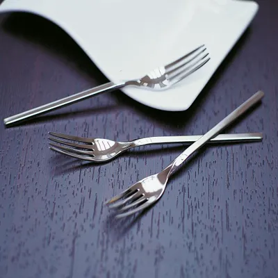Imagen del producto de NewWave, tenedor para ensalada, 155 x 19 x 23 mm | Villeroy & Boch | N.º de artículo: 1263380190 | EAN: 4003683246907