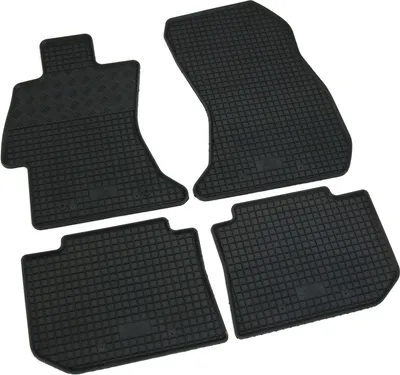 Imagen del producto de Juego de alfombrillas para pies de la marca Rigum Gummi, compatibles con los modelos Subaru Impreza WRX y Subaru XV