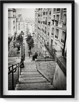 Produktbild von Schwarz-Weiß-Ansicht einer Stadtstraße– Wandbild mit Rahmen – Gerahmtes Bild  – Wanddekoration – 60x80 cm –  Schwarz Rahmen
