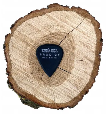 Image de Médiator de guitare Ernie Ball Prodigy Standard, 1,50 mm, noir