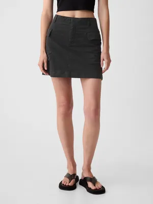 Produktbild von GAP Damen Cargo Minirock mit Gürtelschlaufen, Pattentaschen und verdecktem Verschluss, Größe S