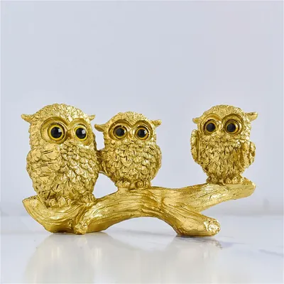 Produktbild von Omgoods - Eule-Figur, goldene Eule - Dekorative Skulptur - Glücksbringer-Eule - Tischdekoration - Handgefertigte Harzfigur - 17 x 9,5 x 7 cm - Dekorative Figur