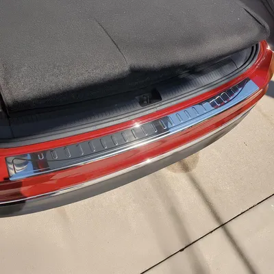 Produktbild von OMAC  Ladekantenschutz Edelstahl für VW Tiguan 2 II Allspace 2016-2023 Glanz Chrom 1x