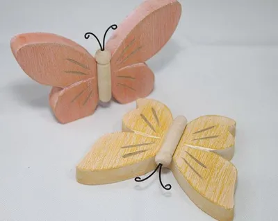Produktbild von Schmetterling aus feinstem Holz 10,7x7x1,7cm