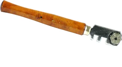 Produktbild von Hm-Glasschneider 130 mm, Holzheft