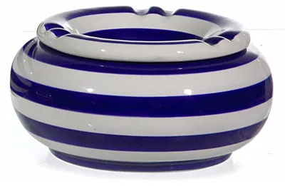 Produktbild von Terrassen-Aschenbecher - blau/weis - Keramik 13 cm - innen und ausen