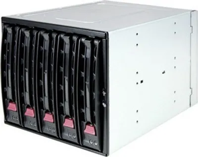 Produktbild von Supermicro CSE-M35TQ - Gehäuse für Speicherlaufwerke mit Lüfter - 3.5" (8.9 cm)
