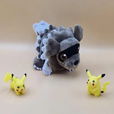 Zdjęcie produktu dla Pluszak Pokemon Zigzagoon – pluszak Zigzagoon o wysokości 17 cm