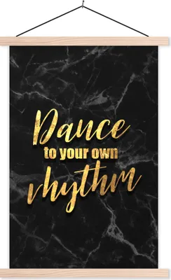 Produktbild von MuchoWow® Textilposter Zitate - Tanz - Gold 60x90 cm mit holzfarbenen Rahmen - Textil