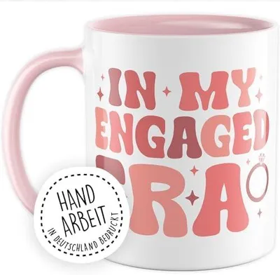 Produktbild von Verlobungstasse mit Spruch – Geschenk für die Verlobungszeit – Kaffeetasse 330ml aus Keramik – Becher für Paare
