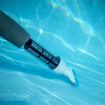 Produktbild von Poolreiniger Akku, Teleskopstiel 133cm, 11W, für aufblasbare Pools & Spas, Batteriebetrieben