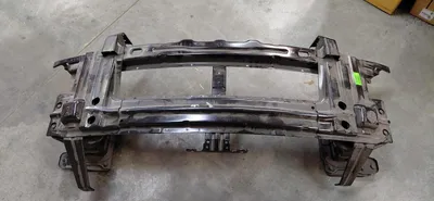 Imagen del producto de Soporte de parachoques original para OPEL. Número de pieza: 94551353