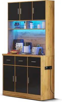 Obrázek produktu pro MODFU Vitrína Vysoká skříň s LED osvětlením a dálkovým ovládáním pro kuchyň a jídelnu, multifunkční buffet se zásuvkami, nastavitelnými policemi, otvory pro vedení kabelů a zásuvkami, Přírodní skříň + Černé dveře
