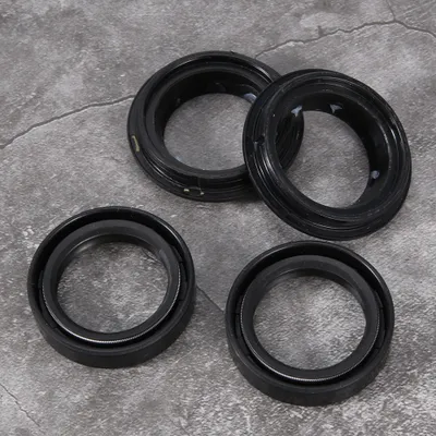 Produktbild von olejové tesnenia a ochrana proti prachu pre Honda CB400 - Sada 4 kusov v PP vrecku - Veľkosť 33x46x11mm