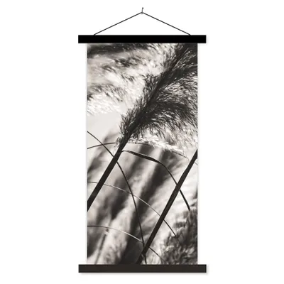 Produktbild von MuchoWow® Textilposter Pampasgras - Schwarz - Weiß - Pflanze 90x180 cm mit schwarzem Rahmen - Dekoration Wohnzimmer