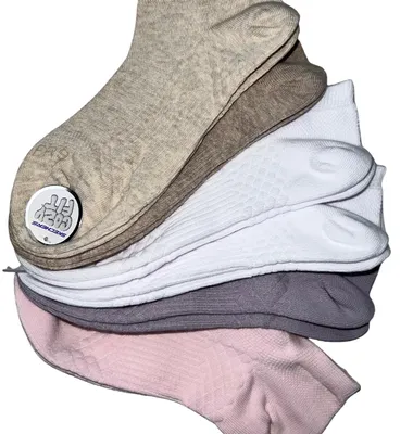 Immagine prodotto di Skechers, confezione da 6 paia di calzini sportivi a taglio basso, colore sabbia, per donna