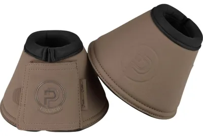 Produktbild von Eskadron Sprungglocken Faux Leather smoky taupe Platinum 2025, Größe:L