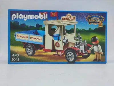 Produktbild von PLAYMOBIL 9042 Circus Roncalli Oldtimer-LKW Truck mit Clown
