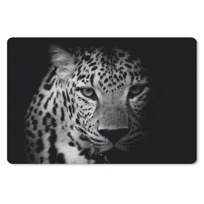 Produktbild von MuchoWow® Schreibtischunterlage Tiere - Schwarz - Weiß - Panther - Porträt 60x40 cm - XXL Mauspad - Großes Mauspad