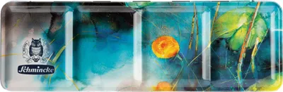 Produktbild von Schmincke – AKADEMIE® AQUARELL bedruckter Farbkasten mit dem Siegermotiv des Aquarell-Wettbewerbs, 75825097, 12 halbe Näpfchen, Platz für 12 weitere Näpfchen, perfekter Einstiegskasten