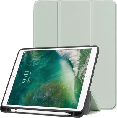 Productafbeelding van imoshion Trifold Bookcase voor de Apple iPad 6 (2018) 9.7 inch / iPad 5 (2017) 9.7 inch / Air 2 (2014)/Air 1 (2013) - Lichtgroen