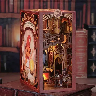 Produktbild von DIY Book Nook Zauberschule Gemeinschaftsraum - 3D-Puzzle - 259 Teile - Holz Miniaturhaus mit LED