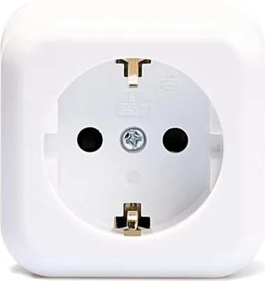 Produktbild von Schutzkontakt-Steckdose McPower ''Finery'', 250V/16A, AP, Einsteckschutz, weiß